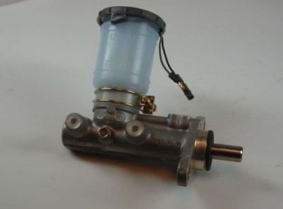 AISIN Galvenais bremžu cilindrs MH-009