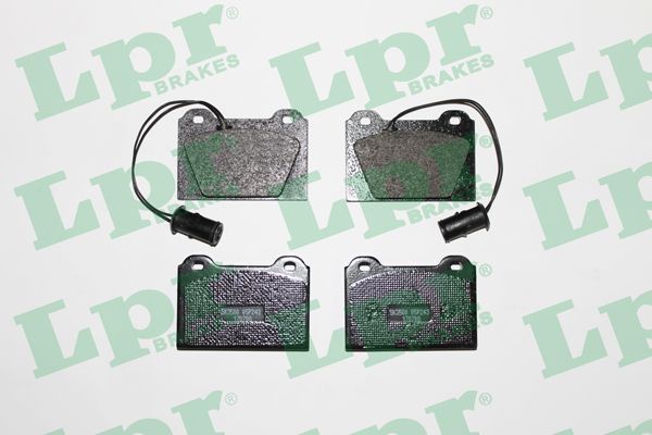LPR Комплект тормозных колодок, дисковый тормоз 05P243