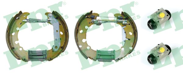 LPR Комплект тормозных колодок OEK541