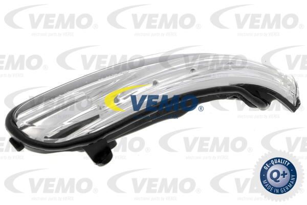 VEMO Фонарь указателя поворота V30-84-0016